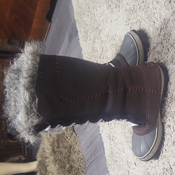 Sorel boots 7 - Picture 2 of 7